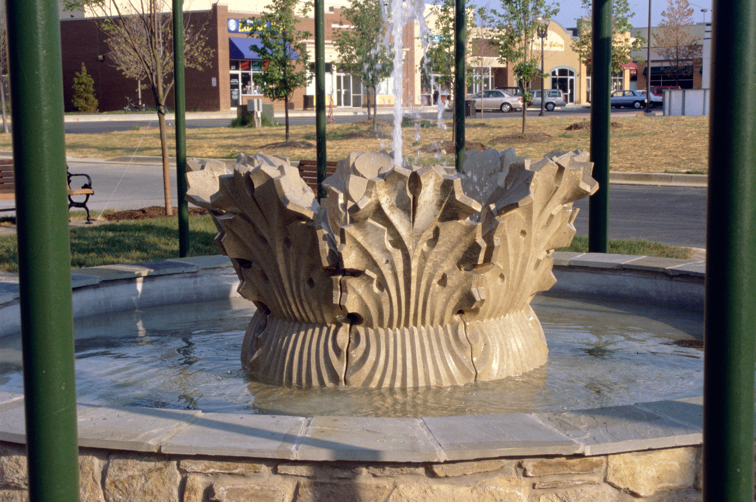 Lakelands Community – Market Square Peristyle, Frieze, and Fountain